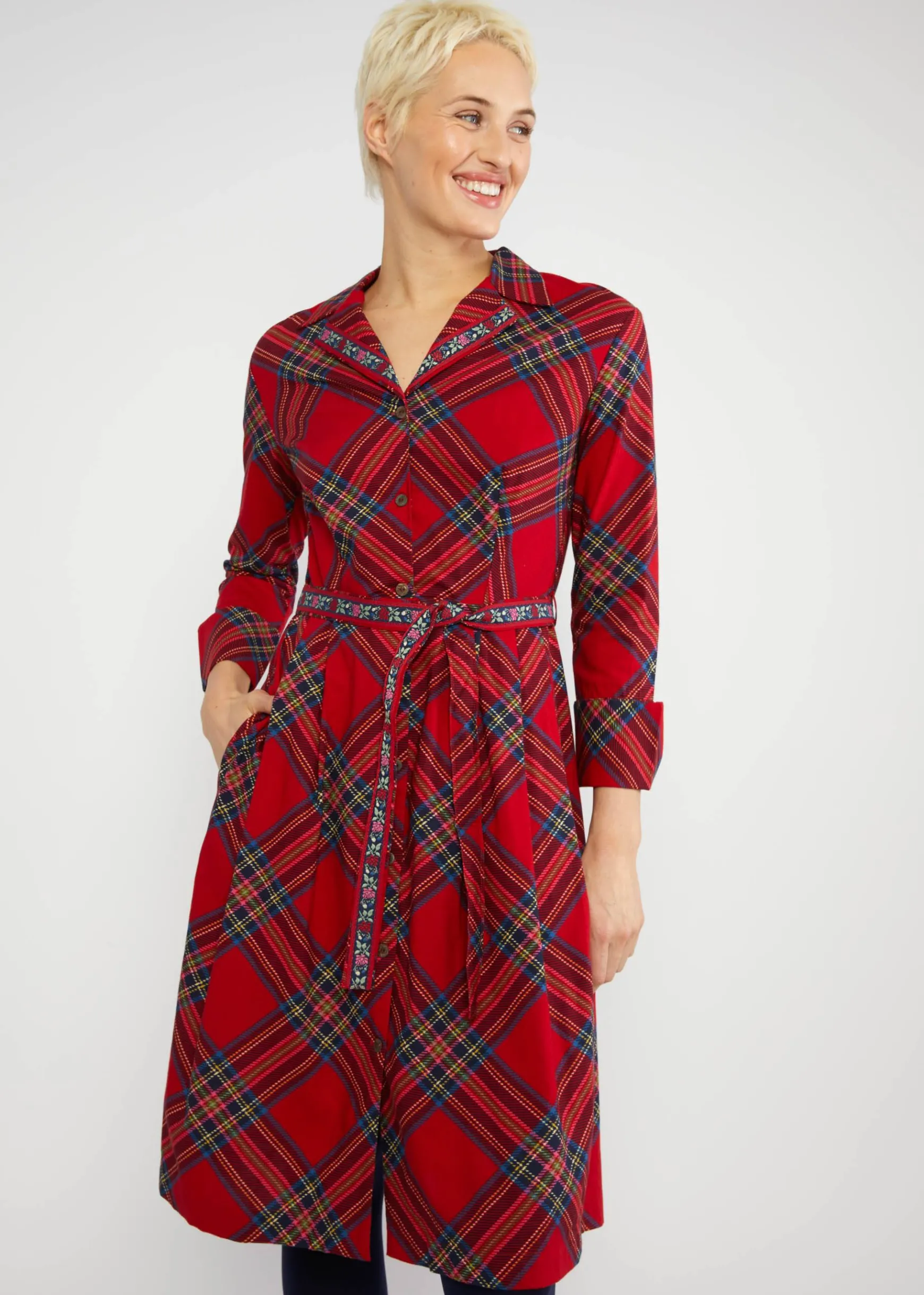 Damen Blutsgeschwister Knielange Kleider|Blusenkleid Zauberknopf und Kragen