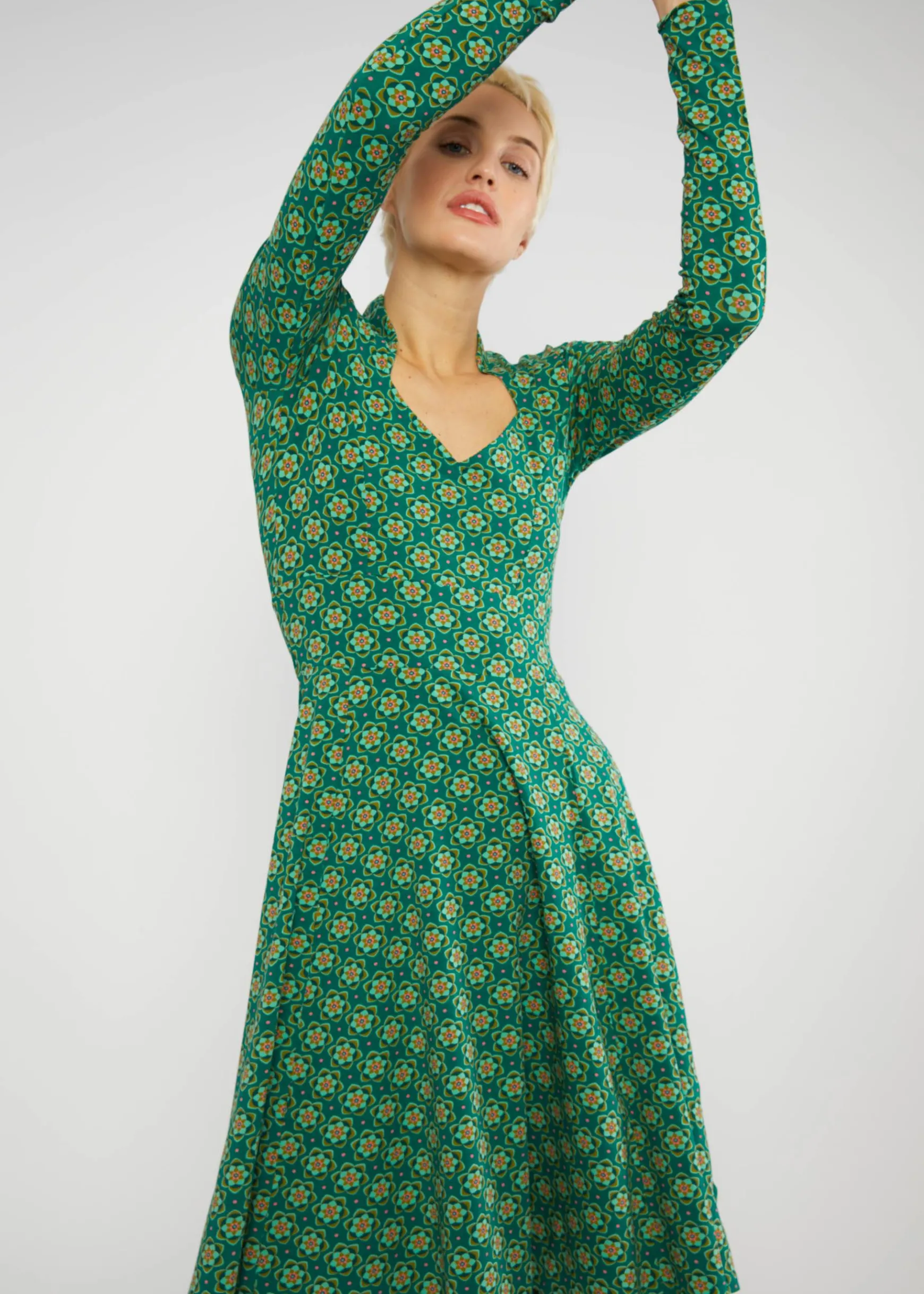 Damen Blutsgeschwister Jerseykleider|Knielange Kleider|Jerseykleid Miraculous Power Tralala