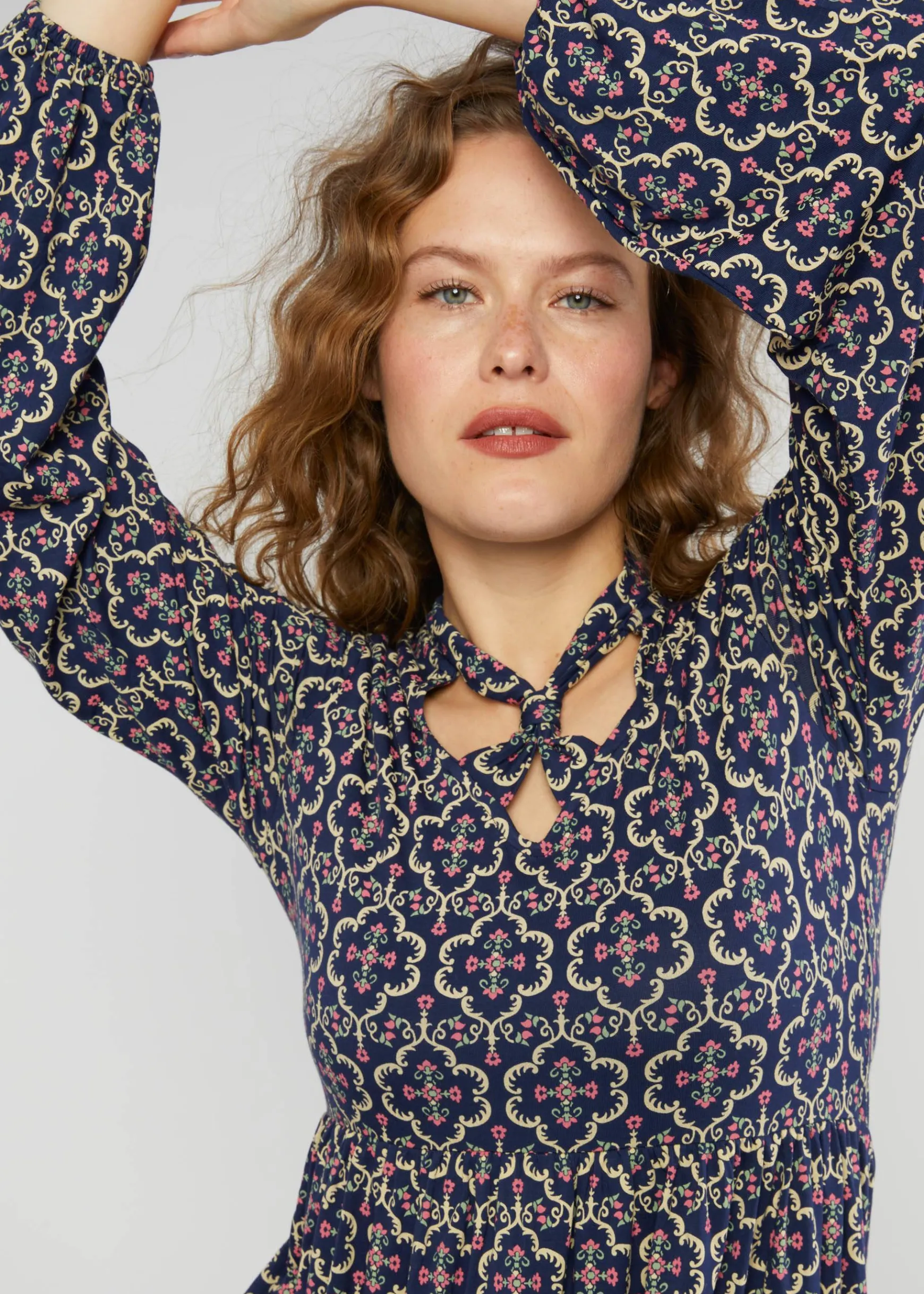 Damen Blutsgeschwister Jerseykleider|Minikleider|Minikleid She's got the Knot