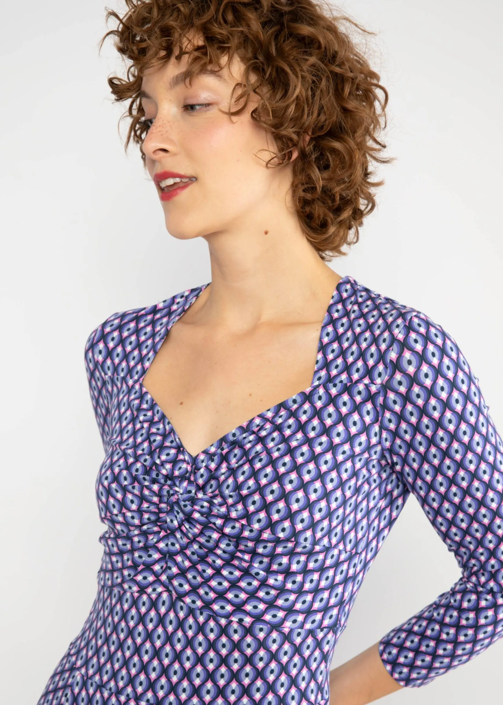 Damen Blutsgeschwister Jerseykleider|Knielange Kleider|Sommerkleid Hot Knot Power