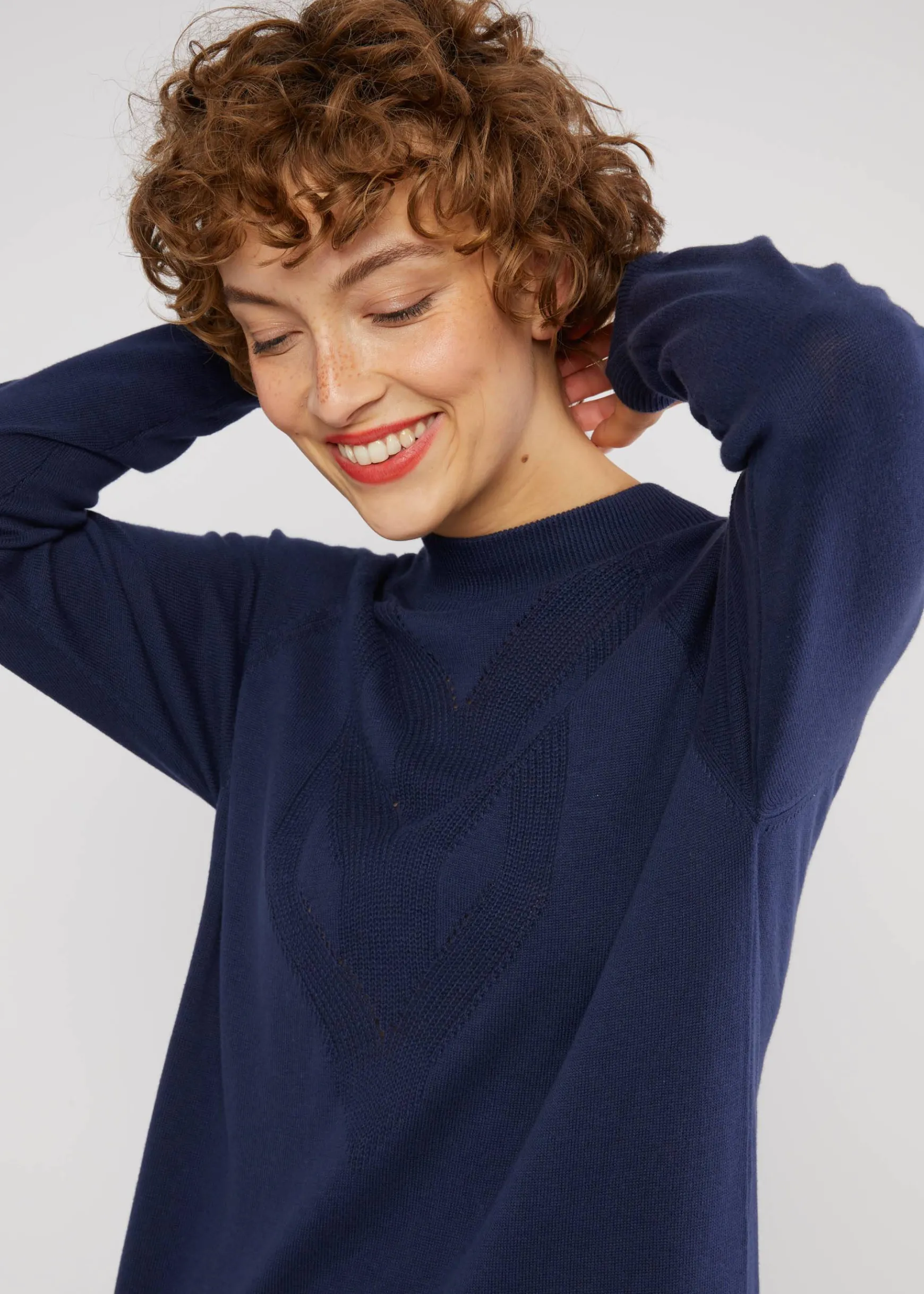 Damen Blutsgeschwister Strickkleider|Knielange Kleider|Strickkleid Braided and Easy