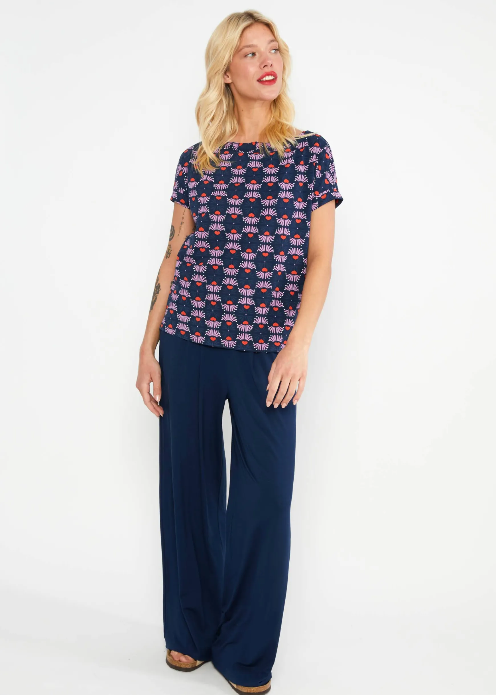 Damen Blutsgeschwister T-Shirts|Rundhals|T-Shirt Flowgirl